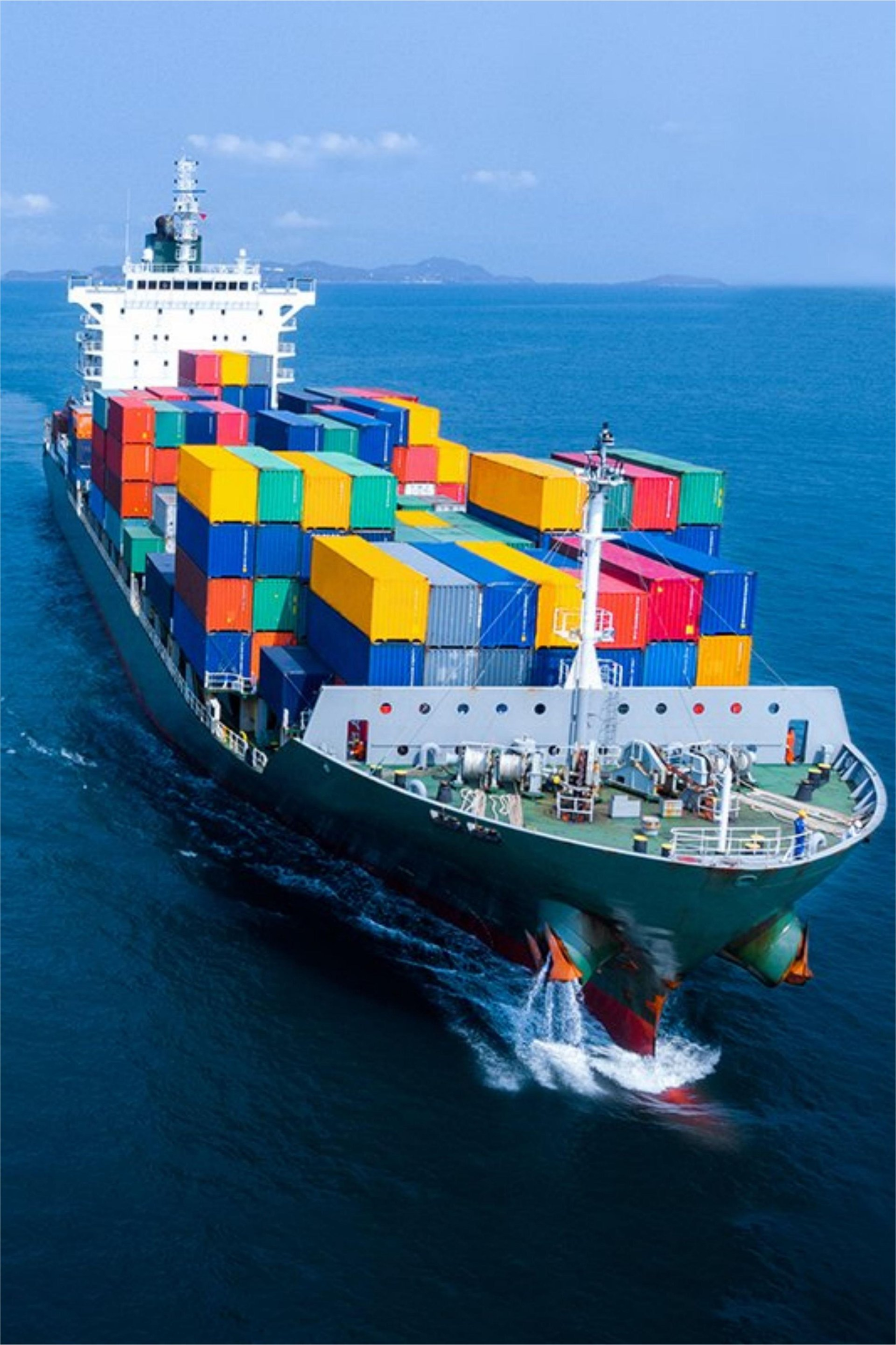 Logistics comparison chart between sea, rail, and air freight
